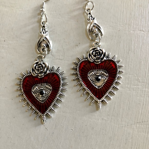 Silver titanium evil eye rose red goth punk heart drop earrings - Picture 2 of 7